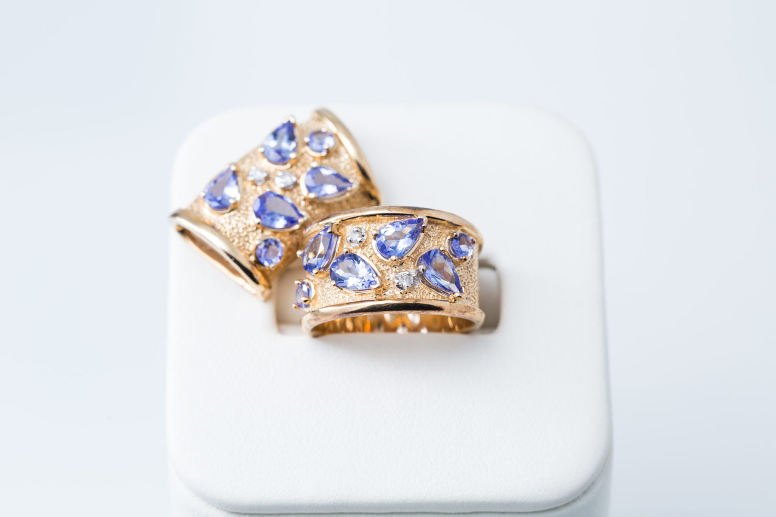 Jewelry Jewelry Appraisals C.M. Buxton Jeweler and Rare Coins, LLC.